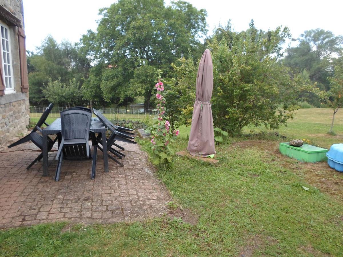 Bed and Breakfast Relais Des Chaux Saint-Jean-des-Ollieres Екстер'єр фото