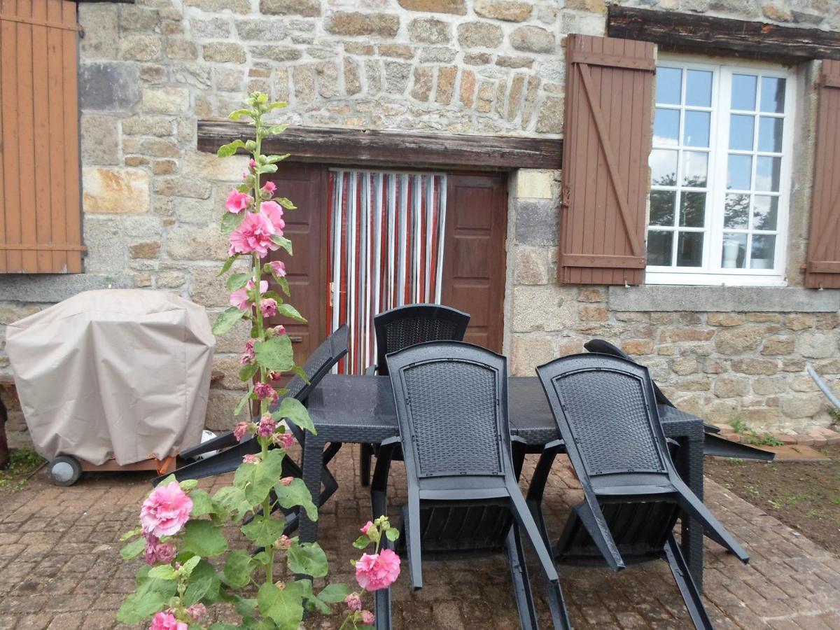 Bed and Breakfast Relais Des Chaux Saint-Jean-des-Ollieres Екстер'єр фото