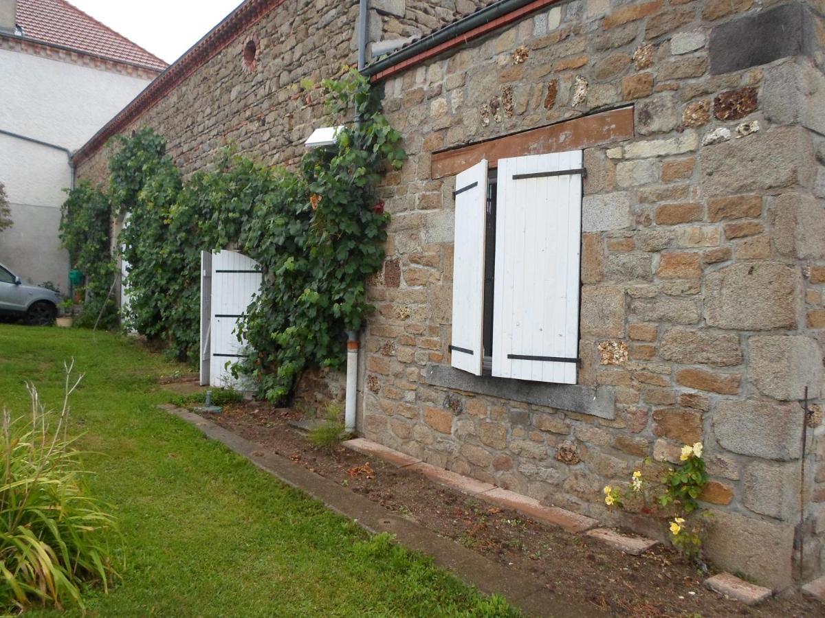 Bed and Breakfast Relais Des Chaux Saint-Jean-des-Ollieres Екстер'єр фото
