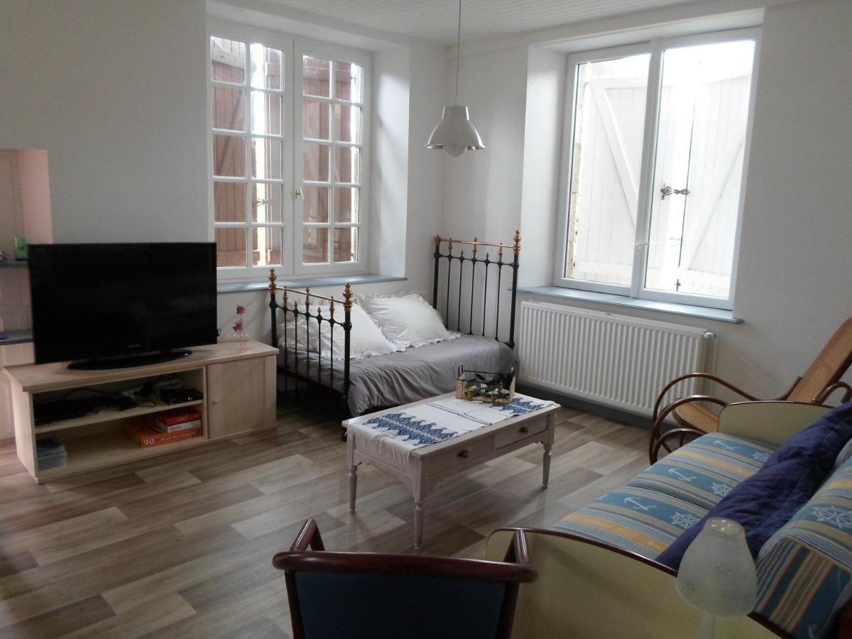 Bed and Breakfast Relais Des Chaux Saint-Jean-des-Ollieres Екстер'єр фото