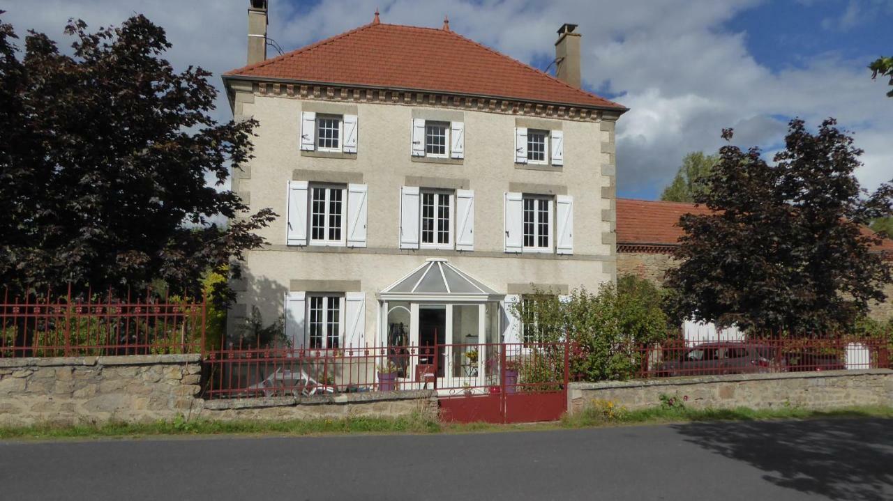 Bed and Breakfast Relais Des Chaux Saint-Jean-des-Ollieres Екстер'єр фото